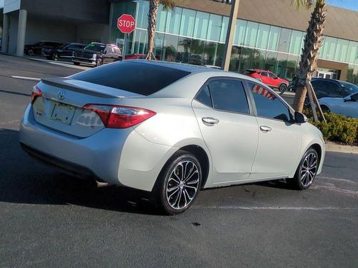 2015 Toyota Corolla S Plus