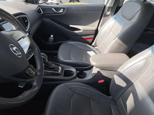 2018 Hyundai IONIQ Hybrid Limited