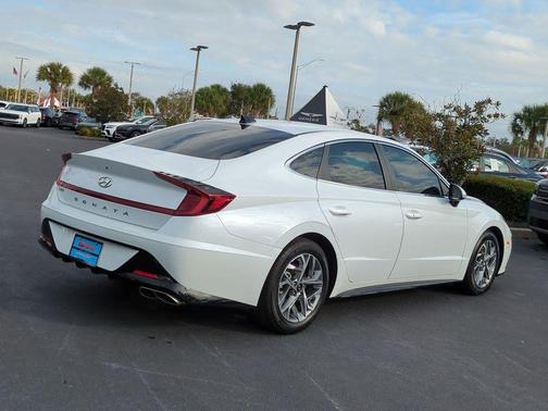 2021 Hyundai SONATA SEL