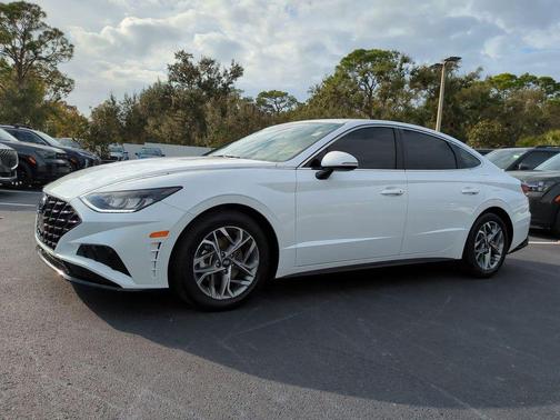 2021 Hyundai SONATA SEL