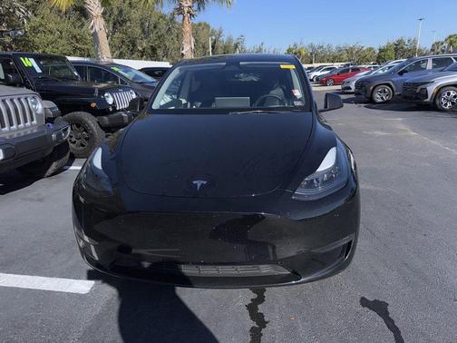 2023 Tesla Model Y Long Range Dual Motor All-Wheel Drive