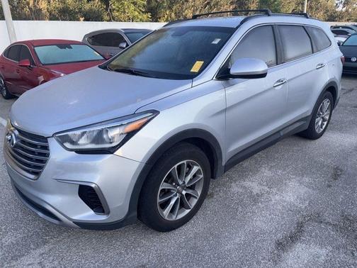 2017 Hyundai SANTA FE SE