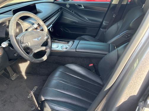 2022 Genesis G80 2.5T RWD