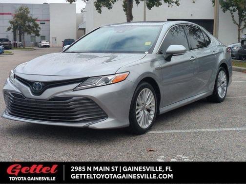 2019 Toyota Camry Hybrid XLE