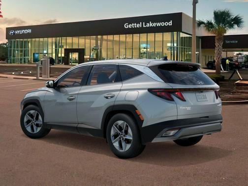 2026 Hyundai TUCSON Hybrid SEL