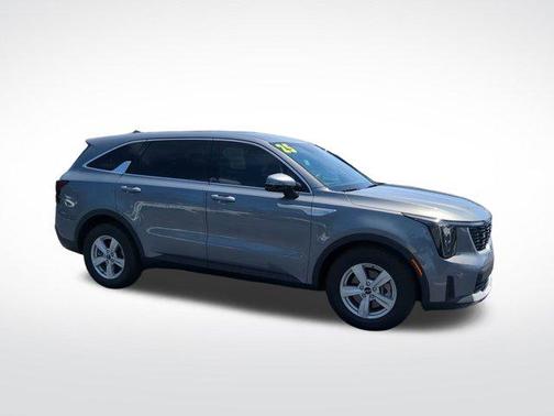 2025 Kia Sorento LX