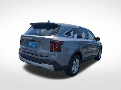 2025 Kia Sorento LX