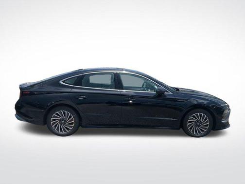 2024 Hyundai SONATA Hybrid Limited
