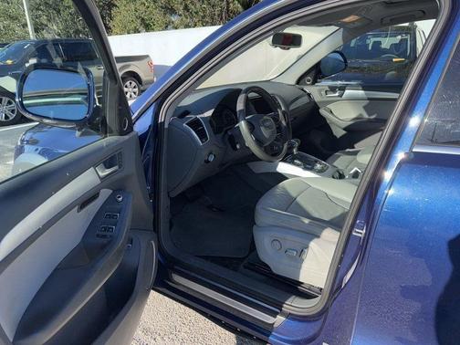 2017 Audi Q5 2.0T Premium Plus