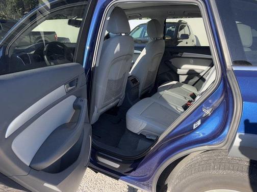 2017 Audi Q5 2.0T Premium Plus