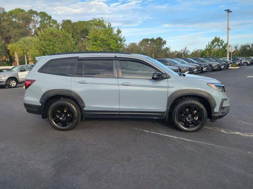 2022 Honda Pilot AWD TrailSport