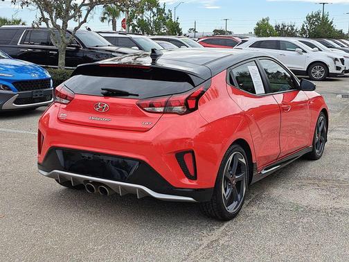 2020 Hyundai Veloster Base