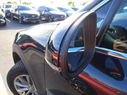 2016 Volkswagen Touareg VR6 Sport