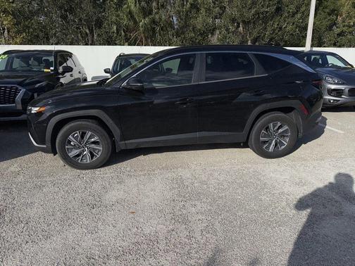 2022 Hyundai TUCSON Hybrid Blue