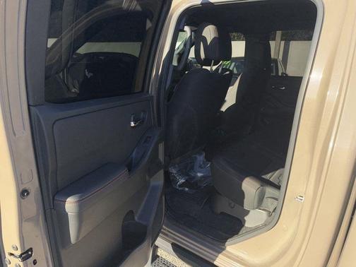 2023 Nissan Frontier PRO-X