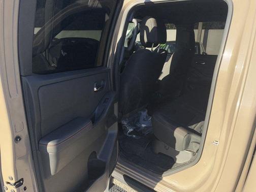 2023 Nissan Frontier PRO-X