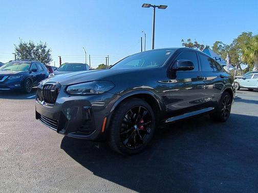 2023 BMW X4 M40i