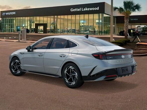 2026 Hyundai SONATA SEL