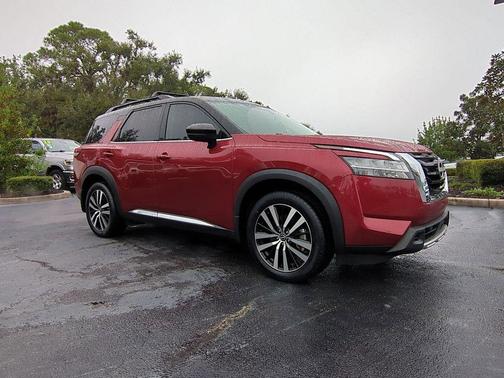 2024 Nissan Pathfinder Platinum 4WD