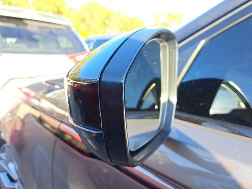 2018 Land Rover Range Rover Velar P380 SE R-Dynamic