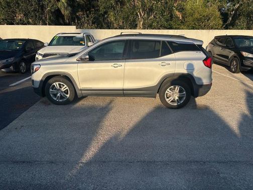 2020 GMC Terrain SLE