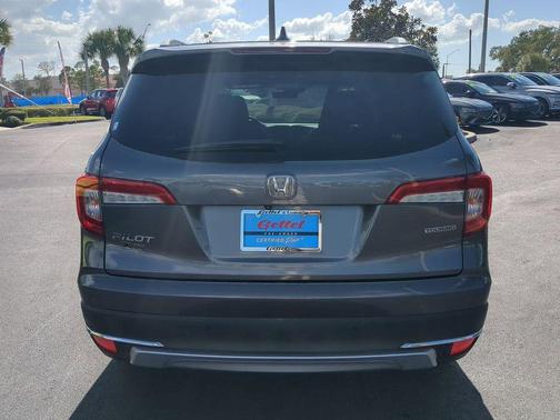 2021 Honda Pilot Touring 8-Passenger