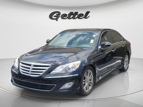 Caspian Black 2014 Hyundai Genesis 3.8