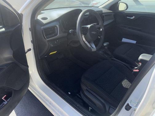 2022 Kia Rio S