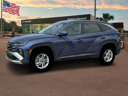 2025 Hyundai TUCSON SE