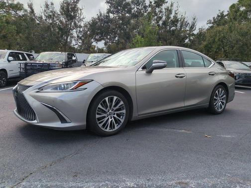 2019 Lexus ES 350 Base