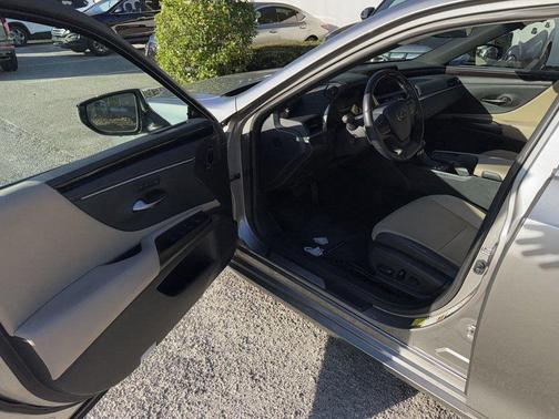 2019 Lexus ES 350 Base