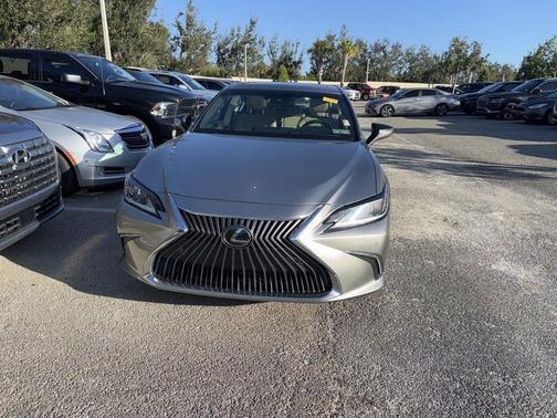 2019 Lexus ES 350 Base