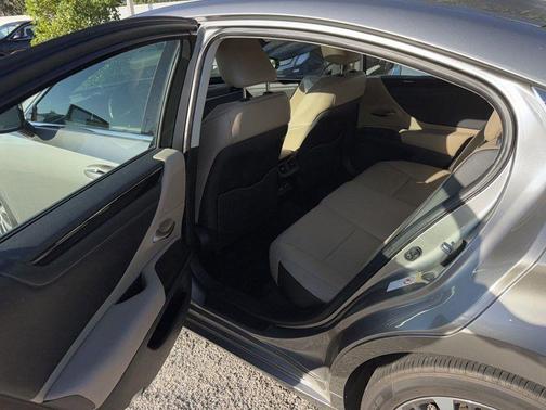 2019 Lexus ES 350 Base