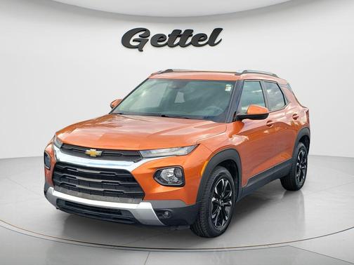 Vivid Orange Metallic 2022 Chevrolet Trailblazer LT