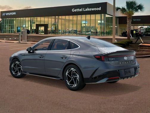 2026 Hyundai SONATA SEL