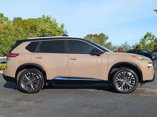 2024 Nissan Rogue Platinum