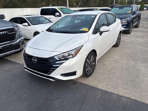 2025 Nissan Versa 1.6 SV