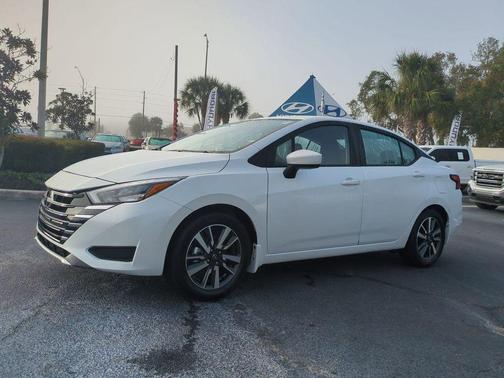 2025 Nissan Versa 1.6 SV