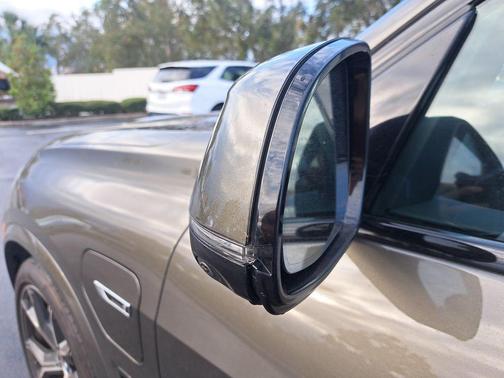 2023 BMW X5 PHEV xDrive45e