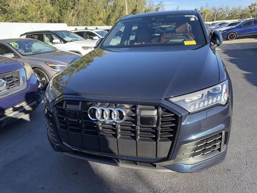 2023 Audi Q7 55 Prestige