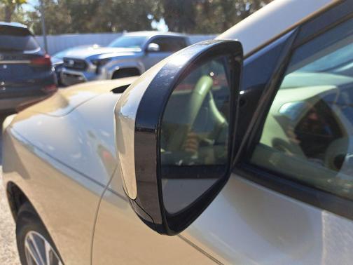 2013 Nissan Pathfinder SV