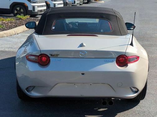 2022 Mazda MX-5 Miata Grand Touring