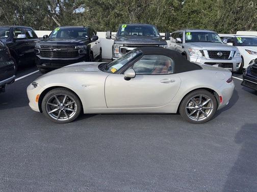 2022 Mazda MX-5 Miata Grand Touring