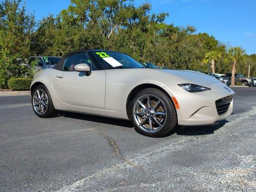 2022 Mazda MX-5 Miata Grand Touring