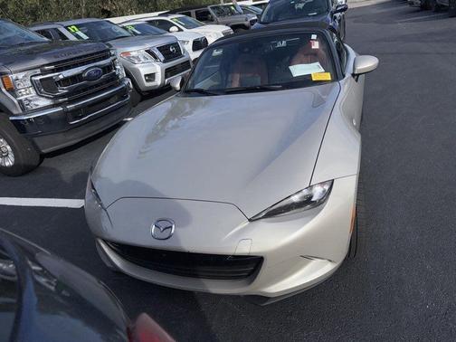 2022 Mazda MX-5 Miata Grand Touring