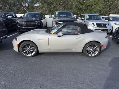 2022 Mazda MX-5 Miata Grand Touring