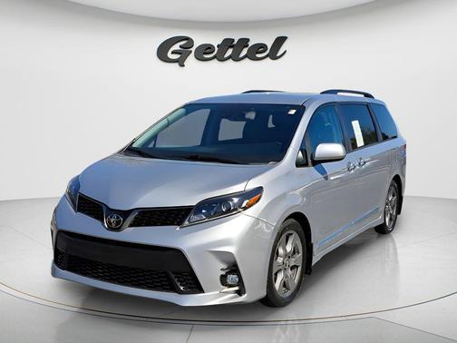 2018 Toyota Sienna SE