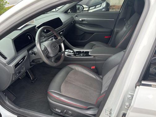 2022 Hyundai SONATA SEL Plus