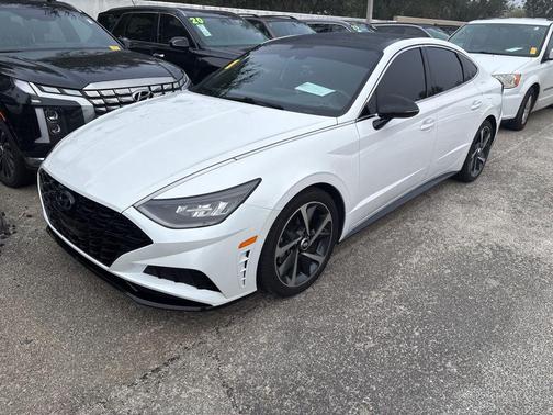 2022 Hyundai SONATA SEL Plus