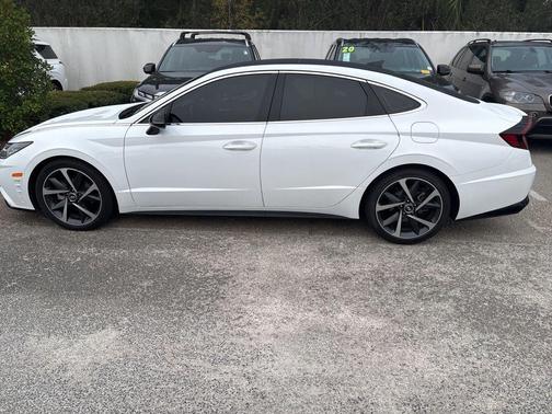 2022 Hyundai SONATA SEL Plus